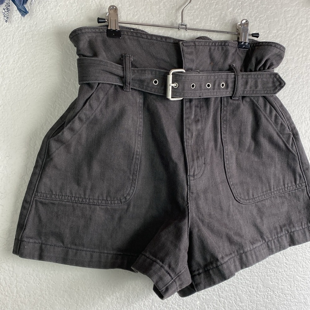 Blank NYC grey paperbag waist denim shorts - Picture 3 of 5